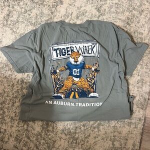 Gray Tiger Walk T-Shirt